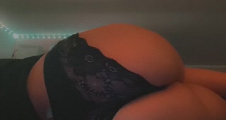 I open my big tight ass to make you come🤤