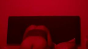 la habitacion roja. el profe me pidio el culo a cambio de mejorar mis notas