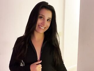 Large butt Latin babe gets screwed by a stranger whilst looking for a lesbo beauty
