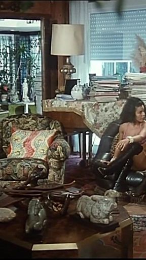 Moana Vs John Holmes