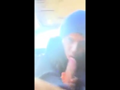 Twink chupa rolao e leva gala no carro