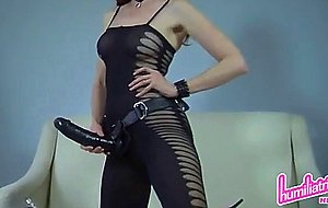 Joi strapon mistress