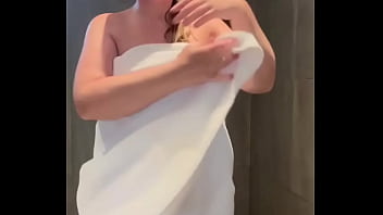 Are you drying me off? ?