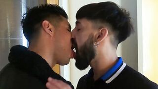 LatinoJuice.com - Francis & Gustavo - Latino stud Francis gets dripping wet facial cu