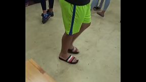 Big bulge in icecream shop (Bulto en heladeria)