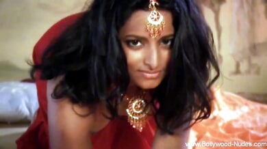 Indian model embraces her passion in a teasing softcore art session