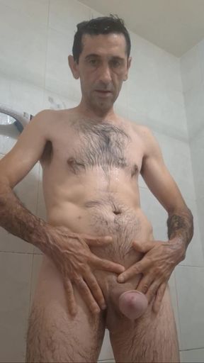Straight Guy with a Huge Cock Jerks off in the Shower Until He Gets All the Milk Out.