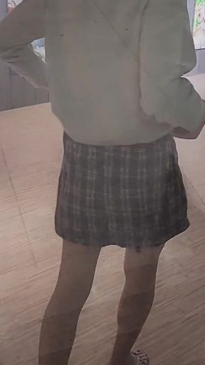 A Stranger Asked Me to Expose My Underwear and Take Video of Him