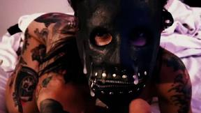 ”Joanna begs Small Hands to hammer her muff”