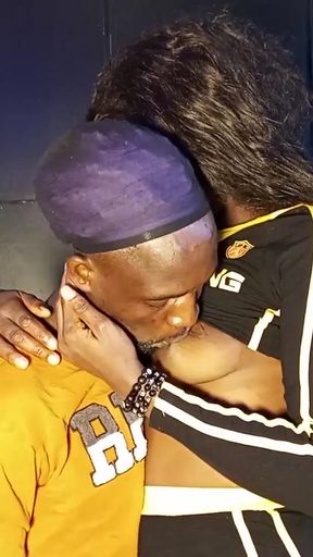 HOT NIGERIAN LADY I FUCKED AND CUM ON MY LAPS   Clip 1