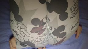 Mi Vecina quiere un creampie en su coño peludo mientras su marido trabaja. Casero real.