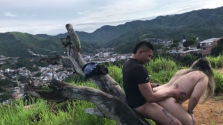 Colombian mature, arrives at the hill so my friend can fill her with milk