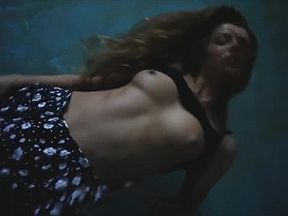 Sensual amateur model Masha Kalisy stri