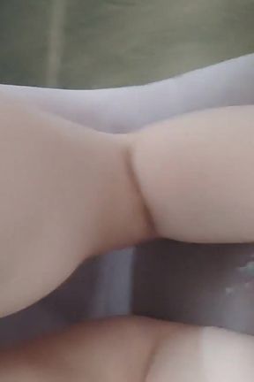 Creampie Doggy While She Screams