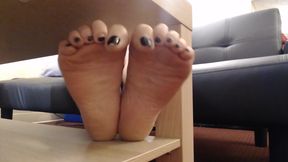 Under table soles toe play