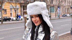 Teen Gets a Pussy Licking in 69