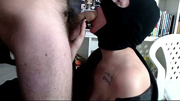 Mi hermanastra me chupa la verga gorda y larga. Argentina Tetona y culona super rica