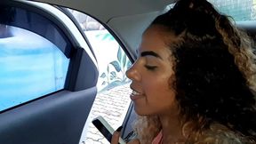 garconete sem dinheiro pra pagar a corrida de taxi , mas recebi de outra forma de pagamento