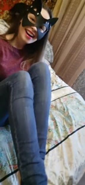 I take a selfie when my friend sniffs and licks my feet