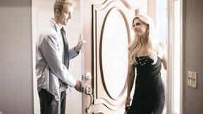 ”Cheating housewife misleaded into sex with his unknown step son”