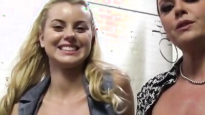 Busty MILF Janet Mason shows Jessie Rogers how to fuck