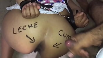 Con el culo asi arriba lista para recibir leche SPRAYING SOME CUM ON OH HER SEXY LATIN ASS