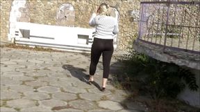 Walk in transparent leggings-Juicy ass -Full