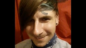 Eingeschlossen einem Sklavenjeanshemd