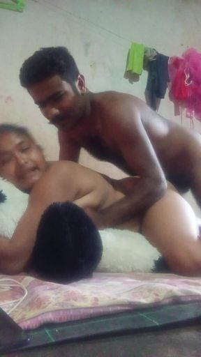 Desi beautiful Hot 18+ step sister tight pussy fuck by indian BBC hardcore mms, indian desi Village cute 18+ girl Hindi Xxx