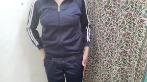 Police station me jabar dasti madam ki chudai kari