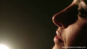 Bollywood Naked Daning MILF While Dancing With Sexy Body