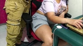 No puedes estudiar tranquila, obvio siempre estare morboseandote