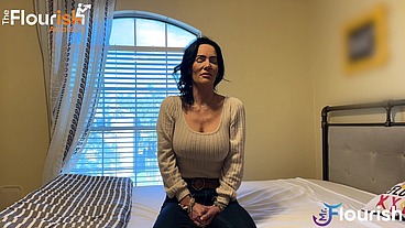 Ainsley Adams goes to MrFlourish place to SuckFuck