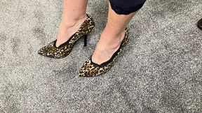 Mrs Mature Feet allows her Footboy to remove her shoes and stinky sockets