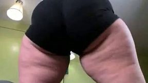 Playful webcam hottie Vanilla Vixenxxx has the biggest ass on the web