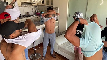 orgia con vecinos morbosos