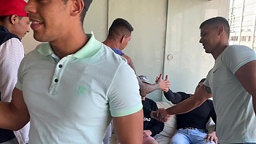 orgia con vecinos morbosos
