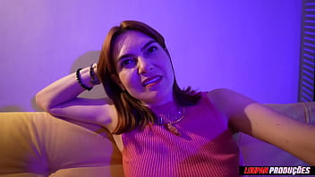Ruivinha magrinha dando o cuzinho no pelo no escurinho | Reh Queen | LP Produ&ccedil_&otilde_es