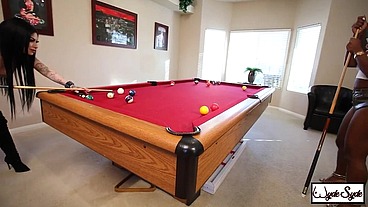 Kris Riot & Harmonie Marquis Play Pool! They Also Play With Each Other