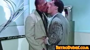 RetroDudes.com - Office stud swaps head with hung black guy before cumming