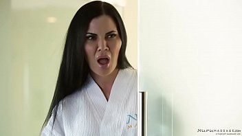 Jasmine Jae fucks her husband&#039_s best friend