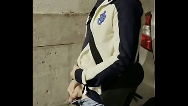 Amateur boy taking his fat cut cock out of his jeans and pissing in the street