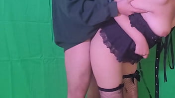 Nueva Chica Debutante Mexicana Nalgona pide hacer una sesi&oacute_n de fotos pero me calienta levant&aacute_ndose la falda y acabo grabandole un casting porno improvisado! (XVIDEOS RED VERSION)