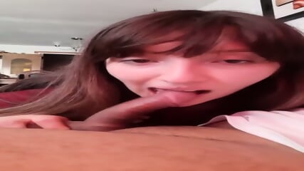 Latina gf convinced to suck dick on camera