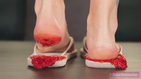 Raspberry Crush in Flip Flops - 4K MP4