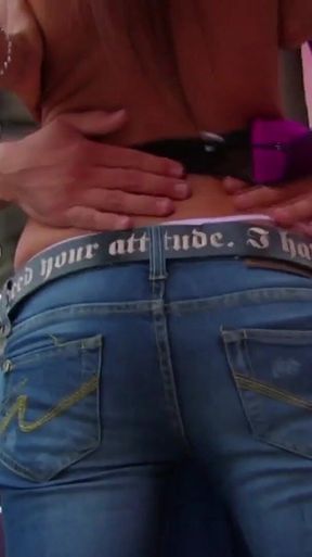 18 years old and Fayna Vergara a whore with huge breasts wants to get her ass filled and take it in her mouth