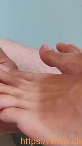 Toe insertion from milf   Clip 1