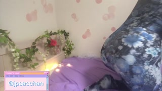 日本人無 修正　素人　全身タイツ着たらムラムラしたから指で押し付けオナニー