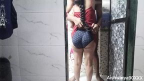 Slutty Indian broad's nasty rebound sexcapades with hubby's absent friend