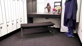 White Tool Plunges into Black Snatch
